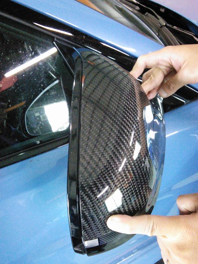 F82 M4  side mirror cover, carbon 2