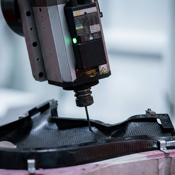 5-Axis CNC machining for carbon fiber molds and composite parts
